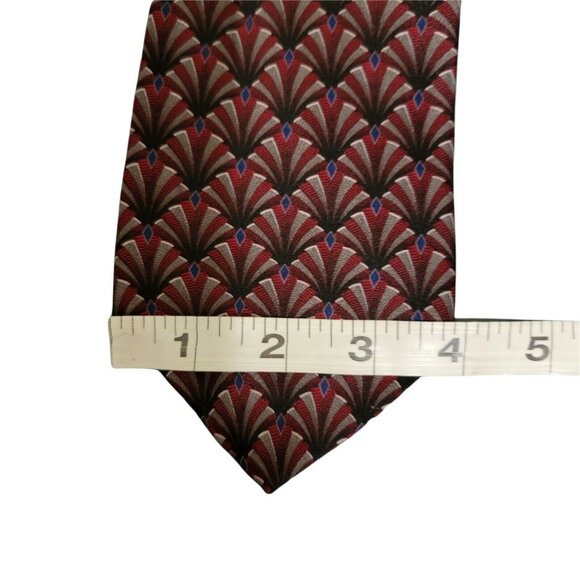Van Heusen Silk Tie Red Blue Diamonds Mens Necktie Business Career Menswear - Picture 3 of 4